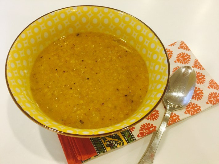 Red Lentil Soup with Curry and Black Pepper